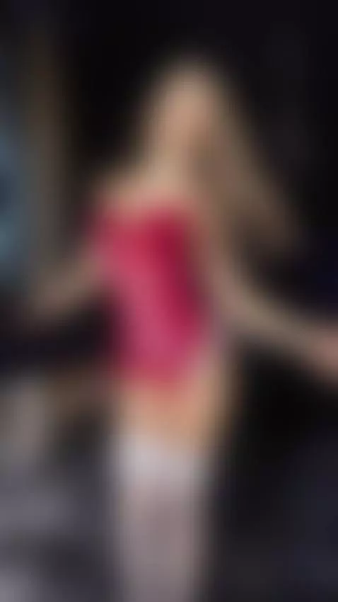 Christmas glow hits different on my OF ✨🎄 by xariana