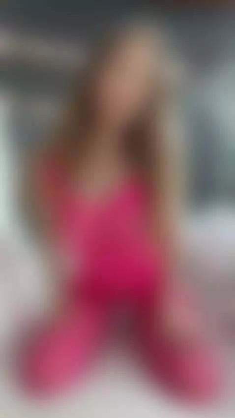 that's just a taste... the rest is on my OF 🙈 link in bio — ... by xariana