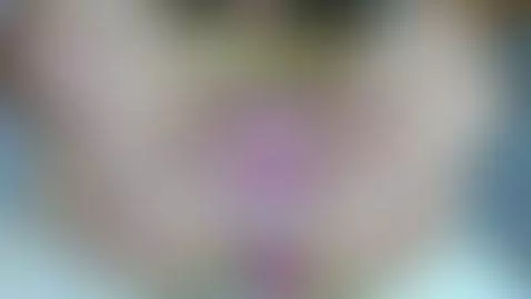 Pussy and finger prolapse until pee by darliin24