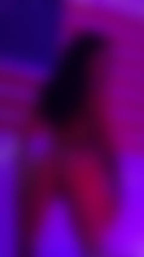 Celebration Twerk❤️🤍💙 by crissro