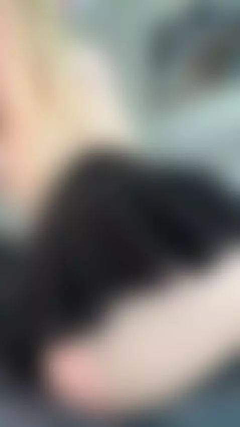 🍒Big tits brushing sensitive skin 😏 Naughty OF by shellysecrett