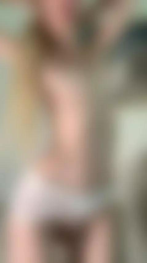 😈Curvy brunette lost in pleasure 🔥 Unlock OF by shellysecrett