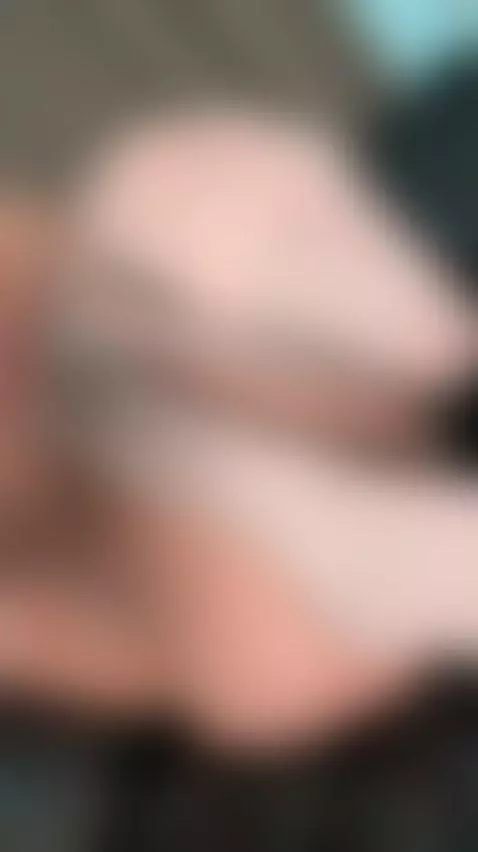 🍆Brunette full lips ready for you 😈 On OF by shellysecrett