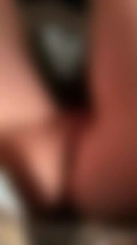 🍆Brunette ready for deep 😈 On OF by shellysecrett