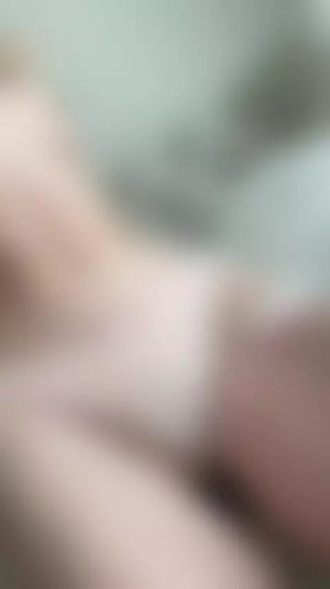 💋This brunette is aching and soaked 🍆 Exclusive OF by shellysecrett