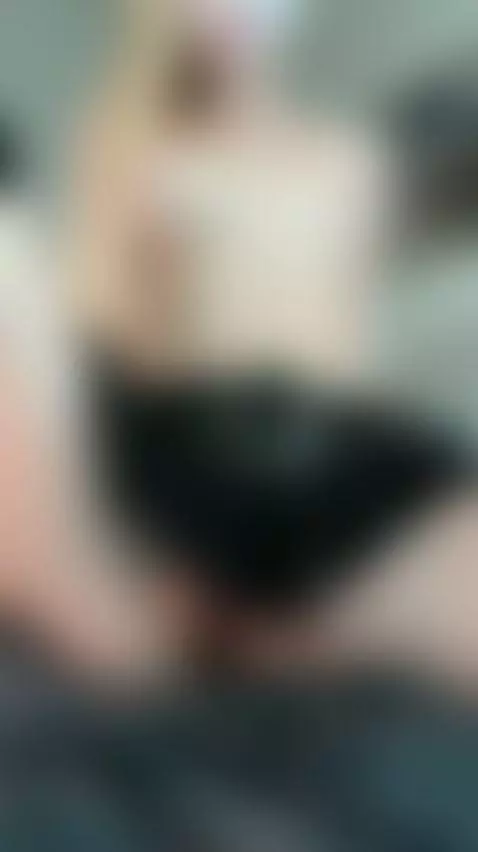 💋Brunette lips begging silently 💦 Subscribers OF by shellysecrett
