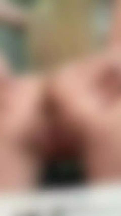 💋This brunette is aching and soaked 🍆 Exclusive OF by shellysecrett