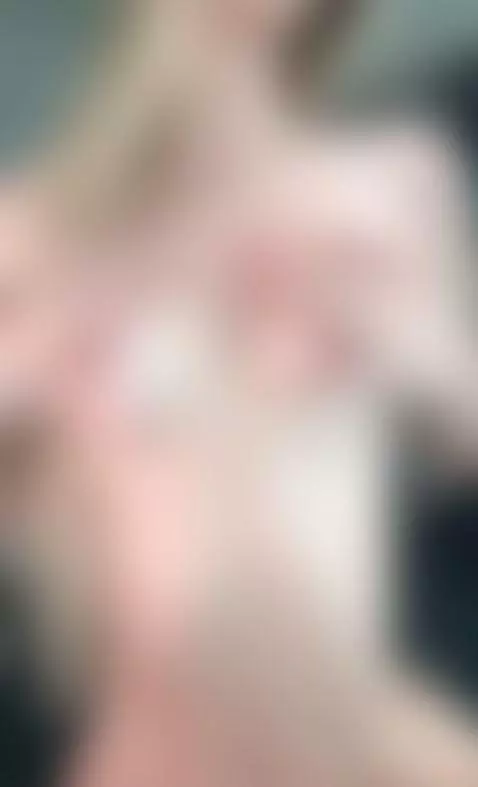🔞Brunette bouncing her big tits and ass 😏 See my OF by shellysecrett