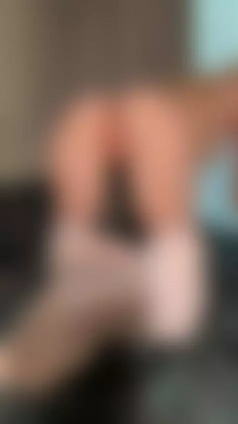 🍆Curvy brunette ready to take it all 😏 Exclusive OF by shellysecrett