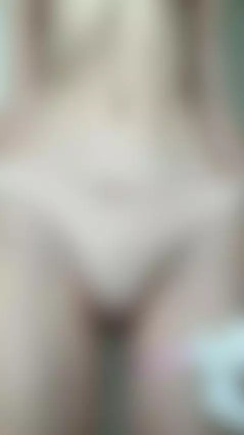 😏Sexy brunette biting her lip with naughty look 💋 Exclusive ... by shellysecrett