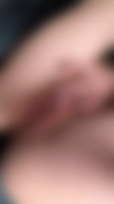 🍑Brunette thick ass bouncing faster 💦 Only OF by shellysecrett