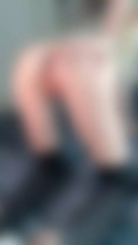 🍑Brunette thick ass bouncing faster 💦 Only OF by shellysecrett
