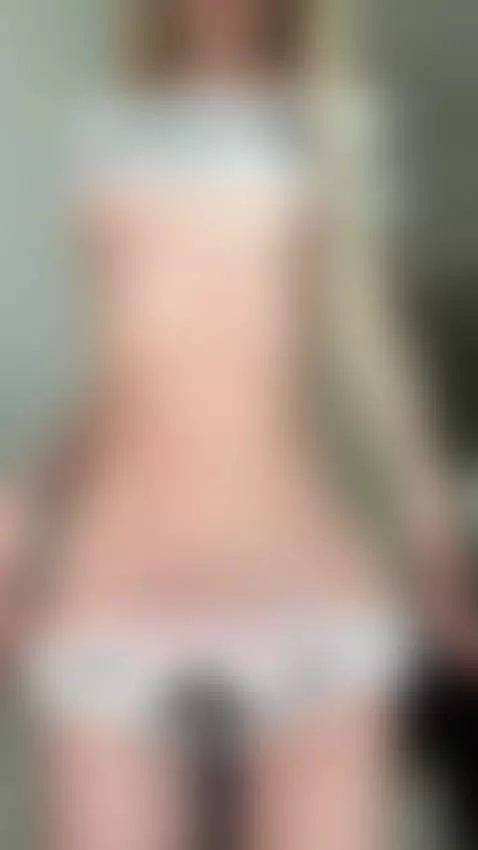 🔥Brunette pussy throbbing visibly 😈 Join OF by shellysecrett