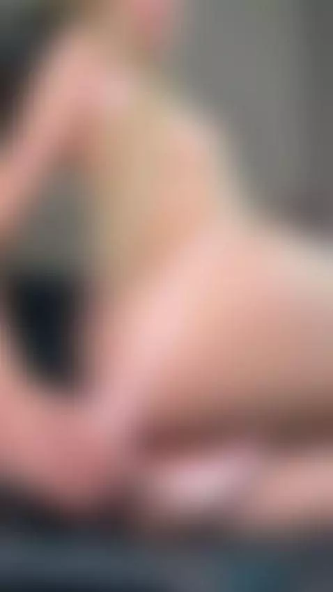 🍒Big tits brushing sensitive skin 😏 Naughty OF by shellysecrett