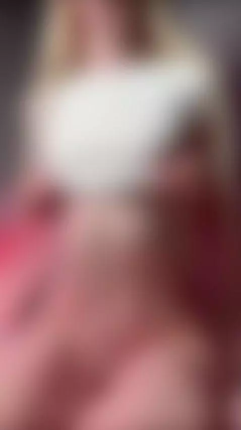 The little girl wants your attention! Follow her! 🥹❤️ by shellysecrett