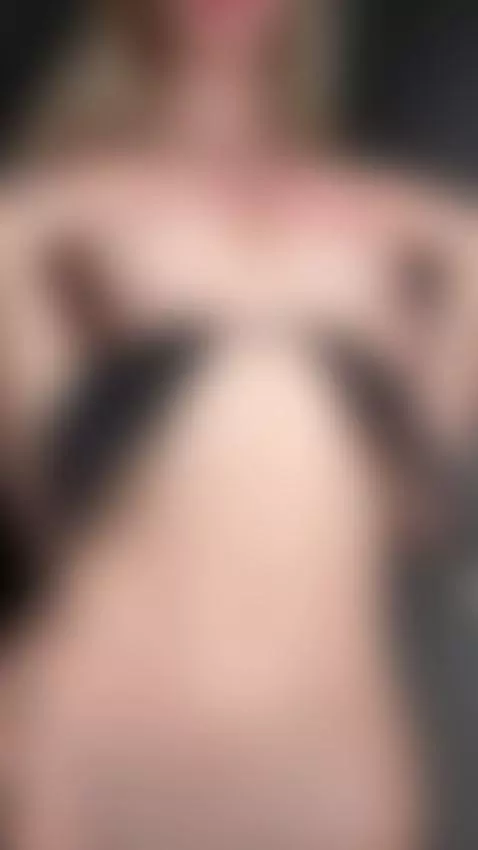 The part you’re dreaming about is on OnlyFans🔥 by shellysecrett