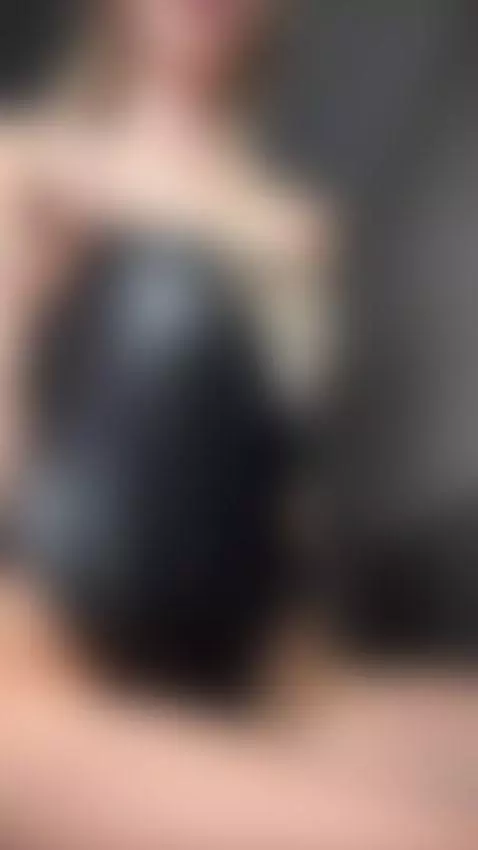 A girl passionate about what she does! Subscribe in bio ✨ by shellysecrett