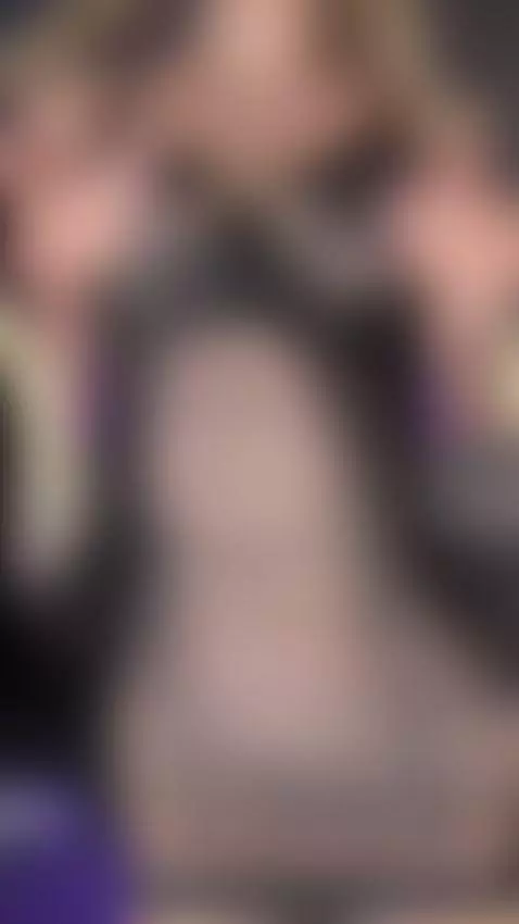 ⚡️ Energetic and awesome! Subscribe right now! 🔥 by shellysecrett