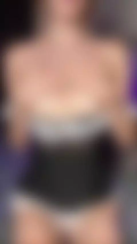 🌟 A beauty with charisma! Don’t miss out — subscribe! 💕 by shellysecrett