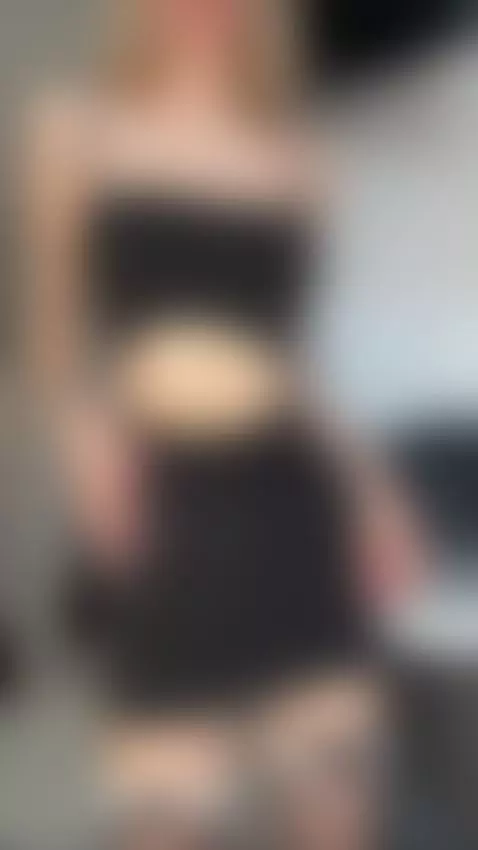 Her passion is infectious. Follow in bio! 🌹 by shellysecrett