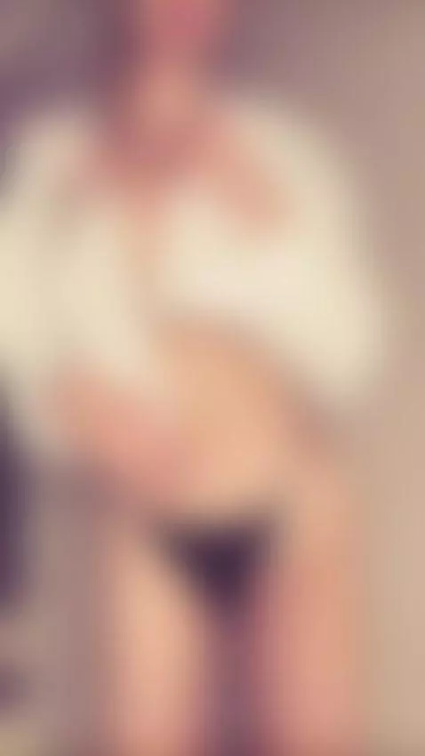 The evening mood starts here. Follow 🌙 by shellysecrett