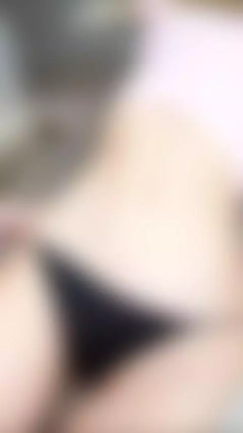 She knows how to be different 🎭 Subscribe. by shellysecrett