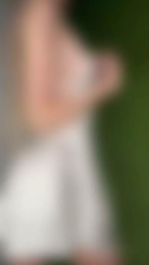 Want to see her more often? Follow 🔥 by shellysecrett