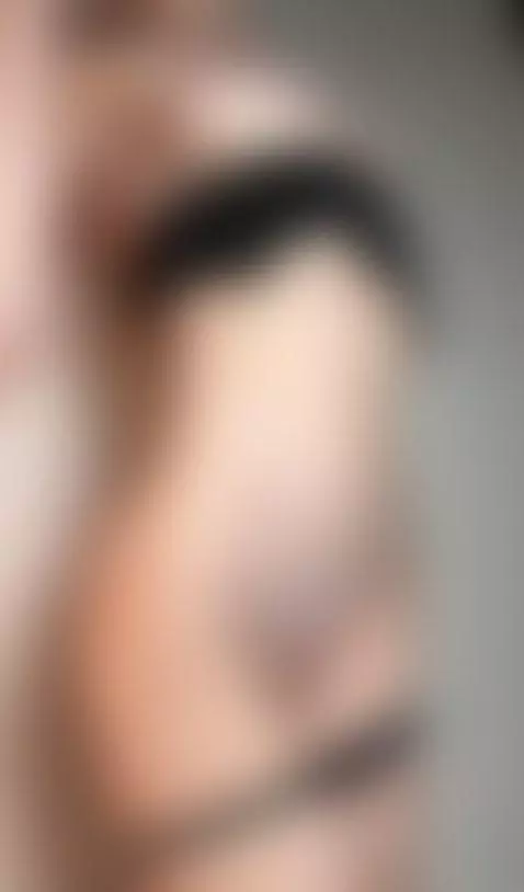 Follow required, like appreciated 😌 by shellysecrett