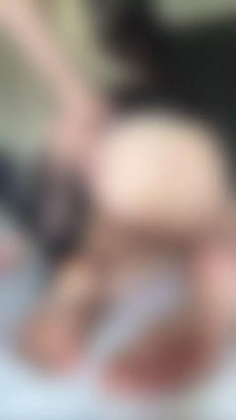 Style meets temptation 🕶️ OnlyFans — link in bio by shellysecrett