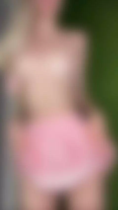 She ignites your interest — subscribe to her OF 💋 by shellysecrett