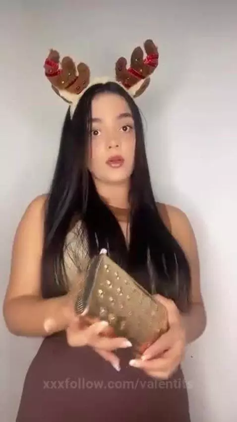 Claim your free video on my onlyfans by valentits