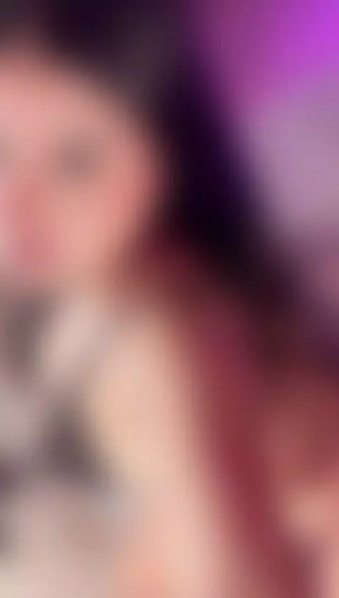 EYES UP by annaswift1