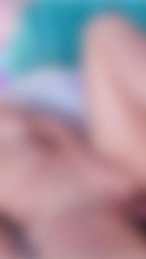 Sweet girl chatting and having a good time 🥵💦 by ameliaclar