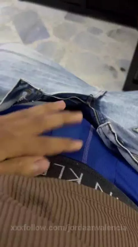 I'm online right now, join me🔥🐺 by jordaanvalencia