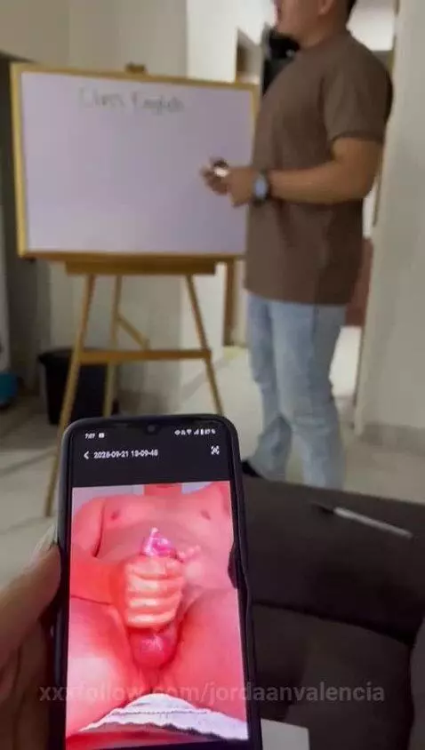 These English classes are getting more and more interesting ... by jordaanvalencia