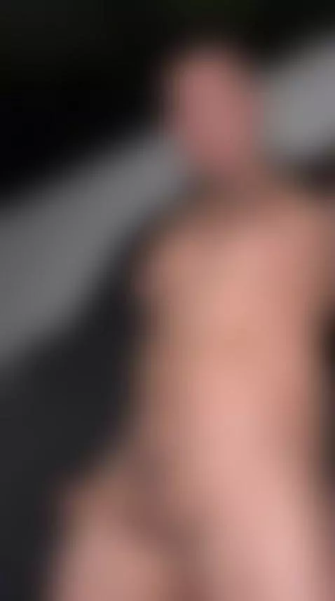 A ringing from side to side 🔥🤤 by jordaanvalencia