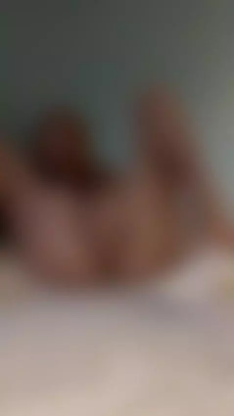 So horny I need to be fucked and filled right now by vivianli