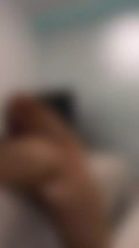 I'm petite and tight, but don't worry, I'll take you all in by vivianli