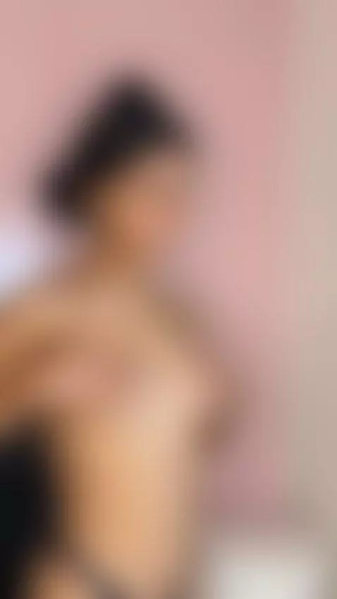 Do you like oil in my body? by samagrey