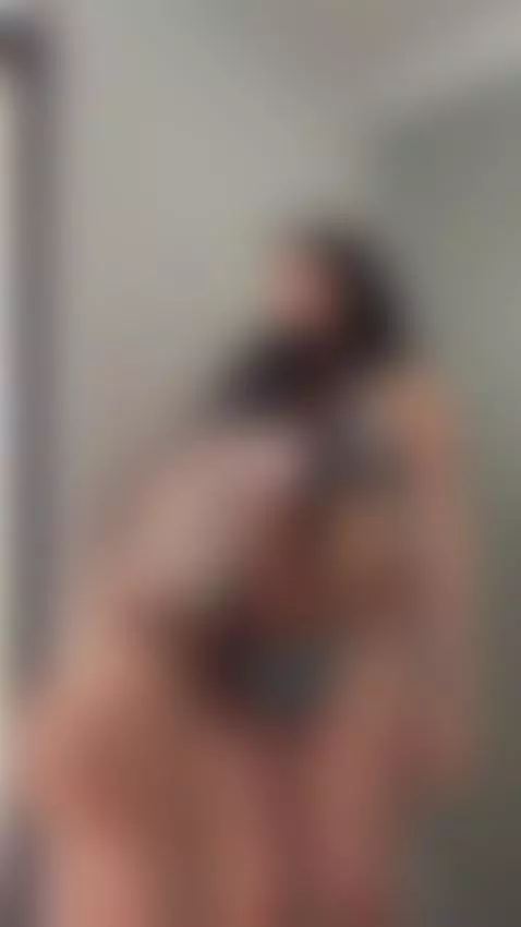 I intimidates me a little with my friends 💕 by samagrey