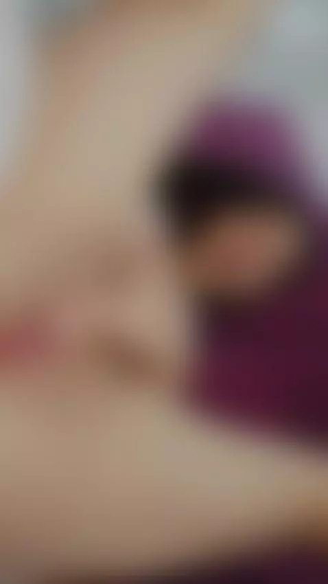 Mmm, help me finish.. 💥💦 by ana-curlie20