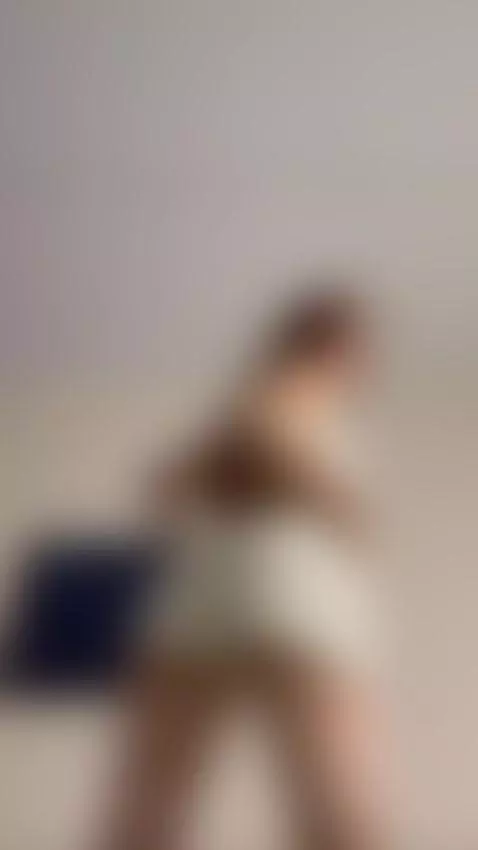 Just a horny girl that loves cum in the morning by adalyndiary