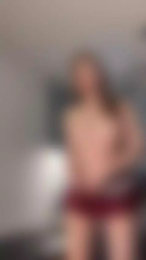 Light frames my stillness 😈💧 by adalyndiary