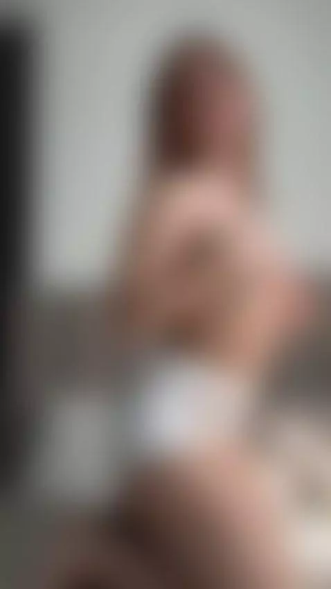 The light melts down my shoulder 😮‍💨🔥 by adalyndiary