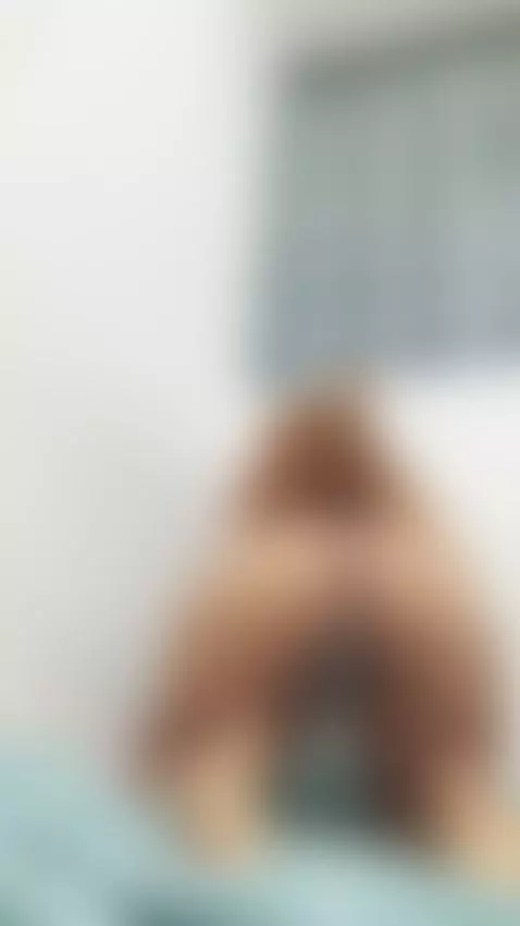 Buenos días 😘 ¿Te gusta lo que ves? Apenas estoy calentando.... by obsidiangoddess