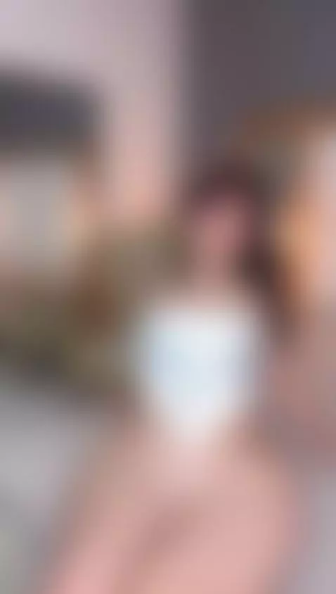 Some cravings don't need words... subscribe. / Algunos deseo... by abbycampbel25