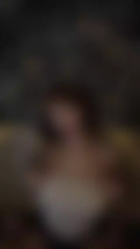 Every arch of my back is a scream for your hands 💦🔥 by vanessasol