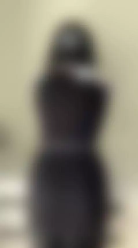 The tease burns behind my smile 😏🫦 by vanessasol