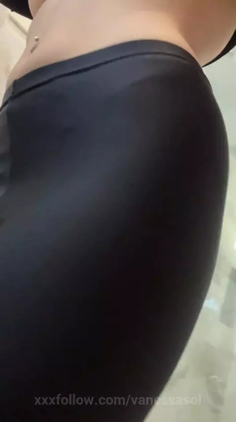 The tease lingers in every breath 💨🔥 by vanessasol