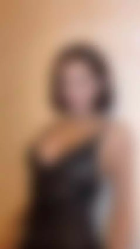 My breath makes the shadows quiver 😈💧 by vanessasol